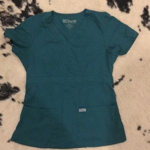 Grey anatomy two pocket v neck scrub top green